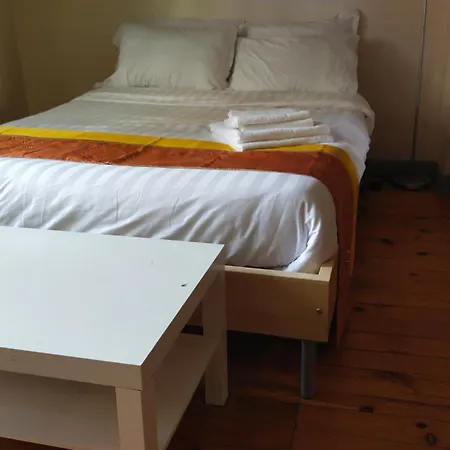 Dames De Montmartre Appartement Parijs